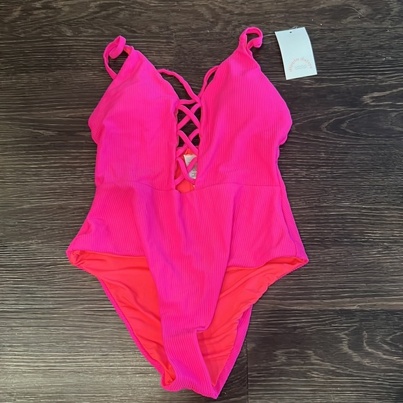 Dippin Daisy Hot Pink One Piece - Picture 3 of 4